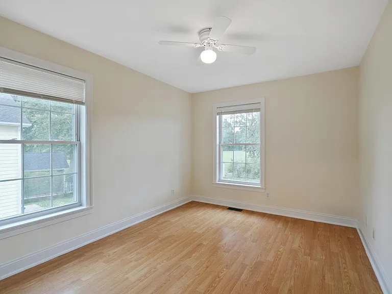 48 Central Ave — Photo 9