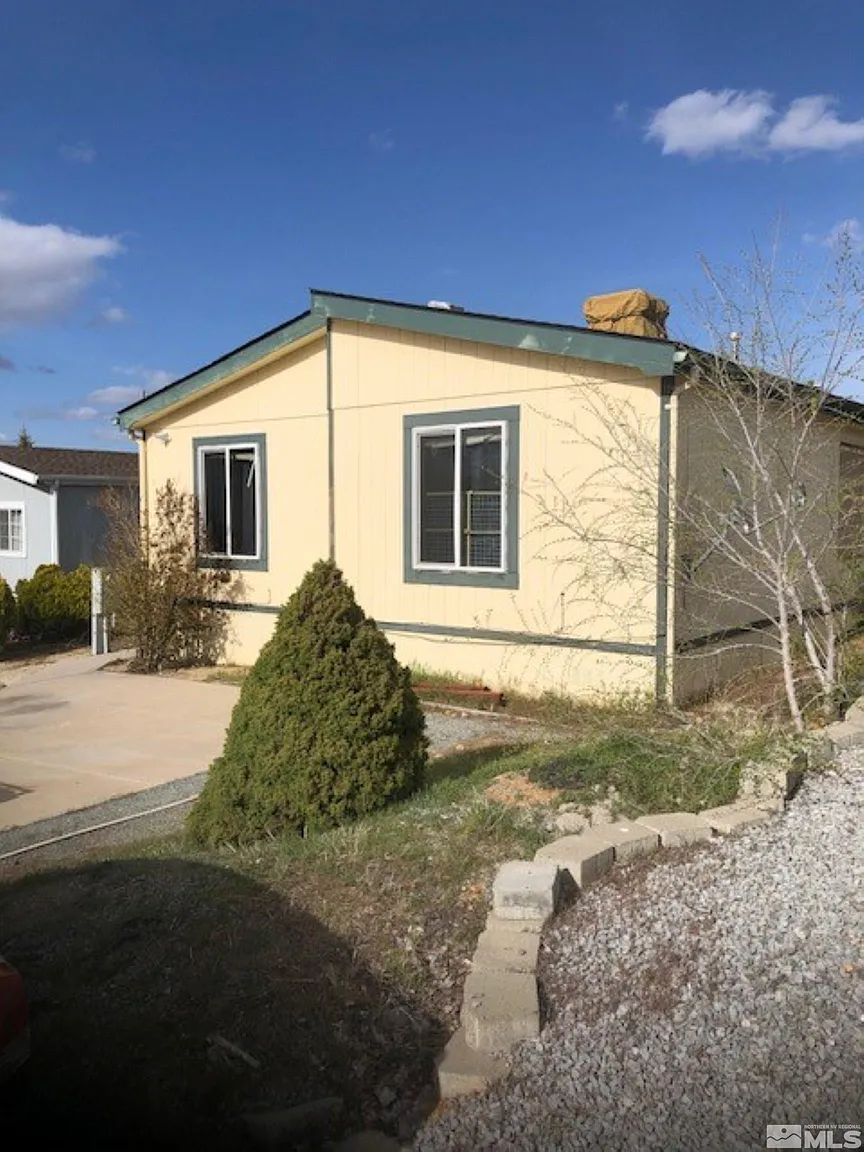 4990 Newport Ct photo 1