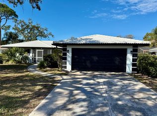 2328 Cass St, Sarasota, FL 34231