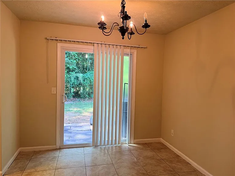 728 Burnt Creek Dr NW #B — Photo 8