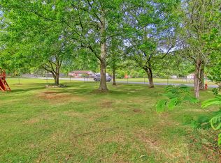 183 Giles Dr, Goose Creek, SC 29445