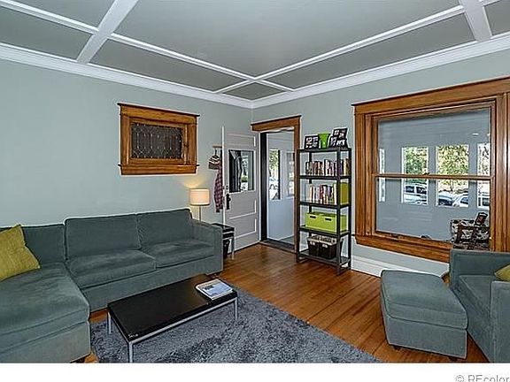 2nd image of 324 N Lincoln St