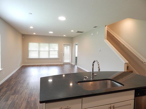 5th image of 2301 Caney Oaks Dr