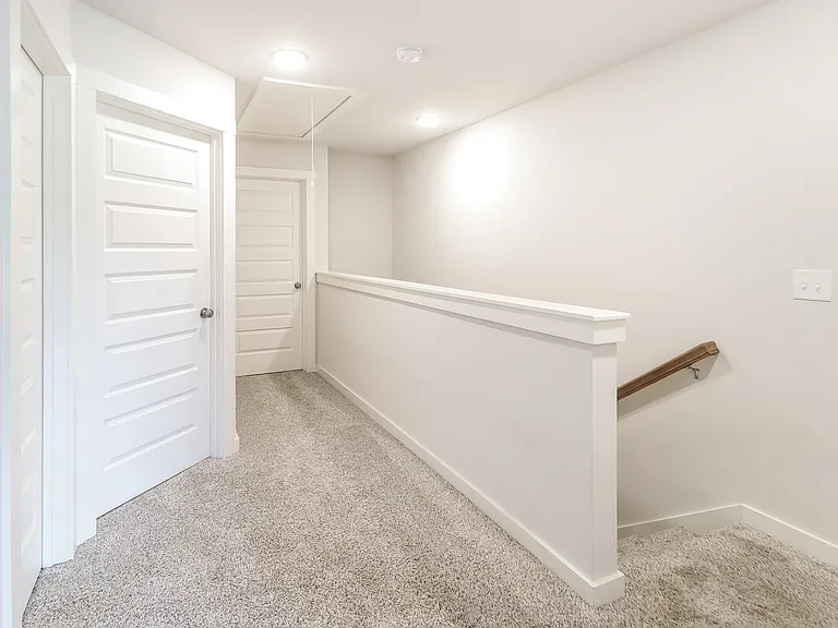 671 The Heights Ln — Photo 5