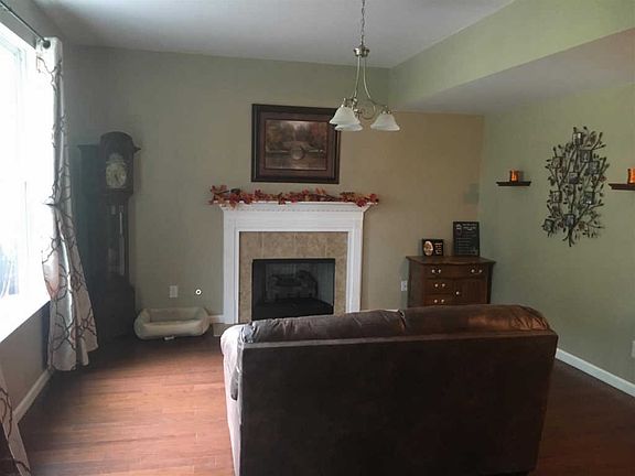 5th image of 5512 Stonefield Dr