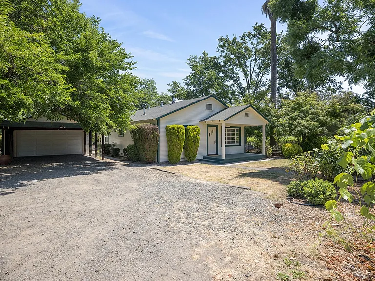 7738 Saint Helena Hwy — Photo 2