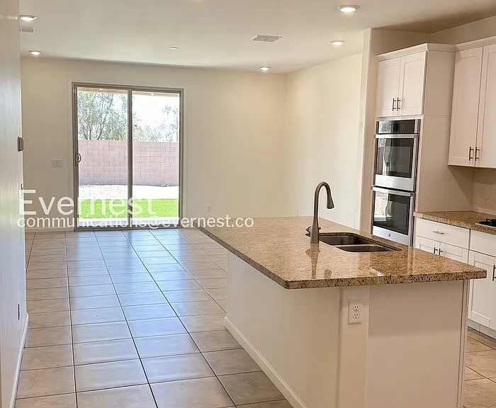 3041 W Crescent View Ln — Photo 4
