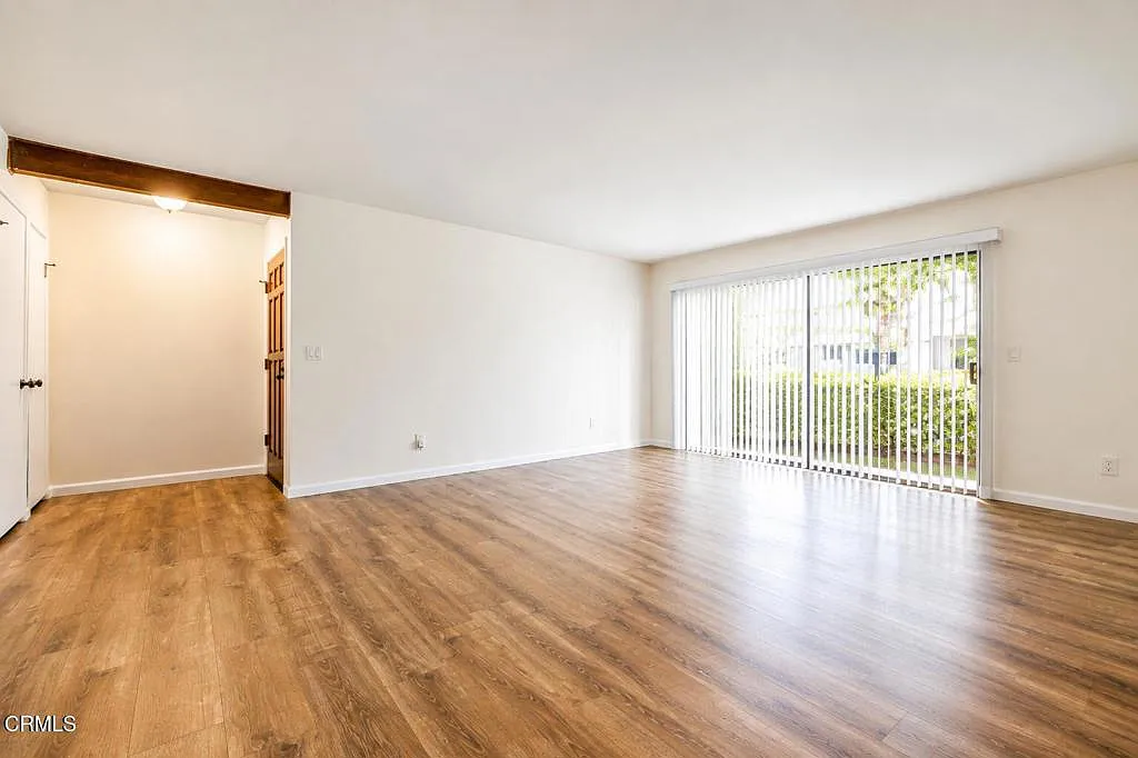 2 bed, 2.0 bath, 1230 sqft, $2,400 — Photo 3