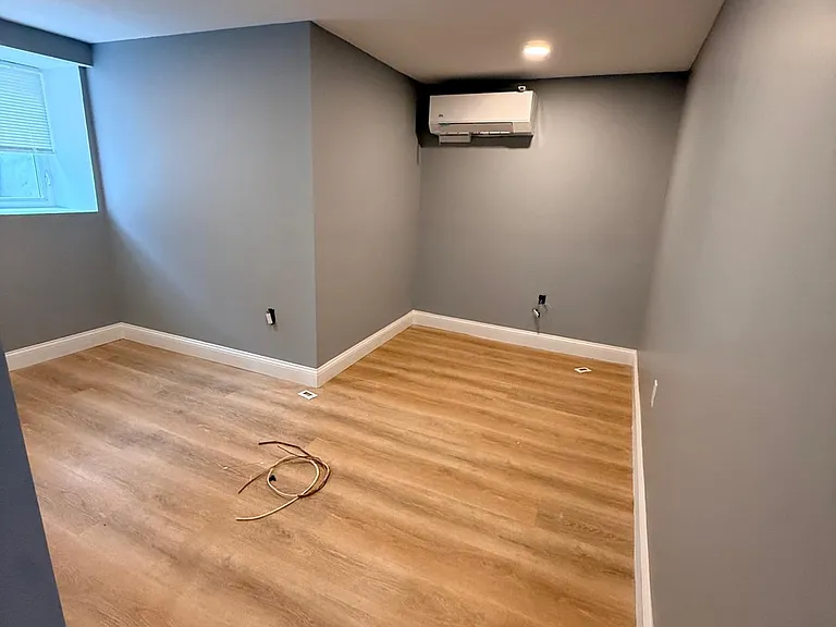 4 Neponset St #8 — Photo 3