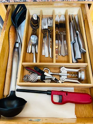 Rented by Elite NY Holdings | media 6