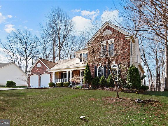 3rd image of 6610 Willow Pond Dr