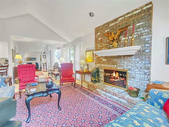 5th image of 5225 Wolf Run Village Ln