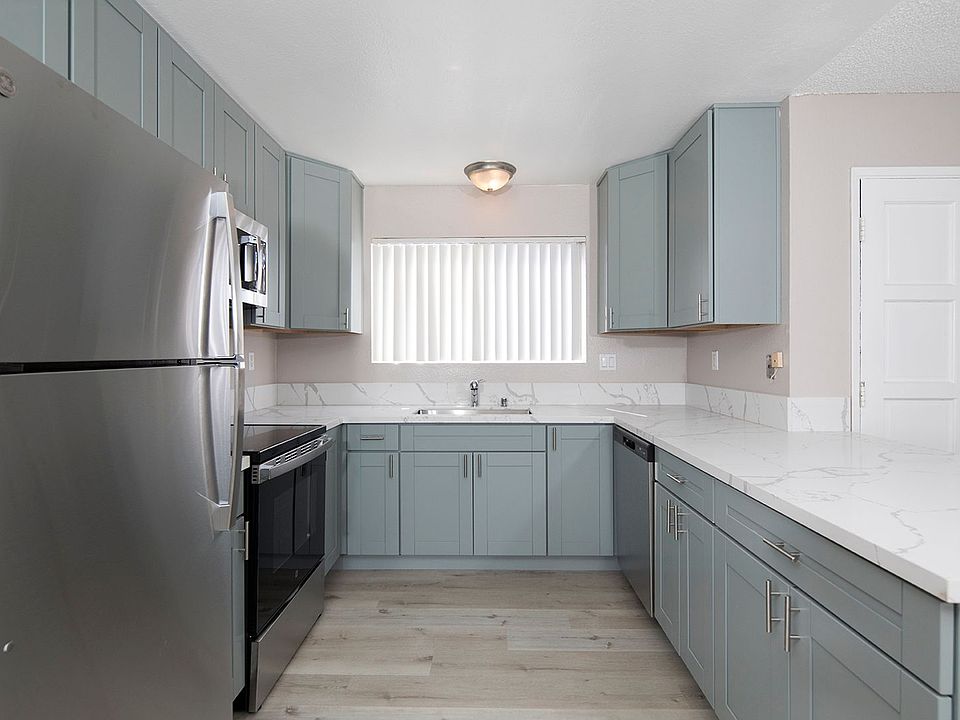 1st image of 12500-12506 Oak Knoll Dr #2