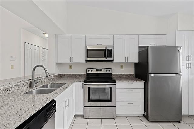 1st image of 3139 Millwood Ter #2200