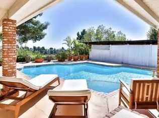 2042 Linda Flora Dr, Los Angeles, CA 90077
