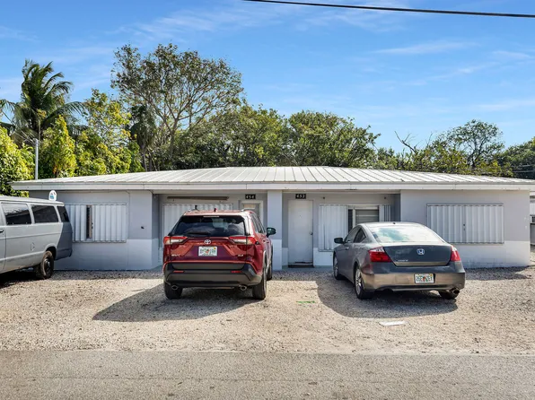 452 50th St, Marathon, FL 33050