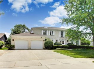3627 Pebble Beach Rd, Northbrook, IL 60062