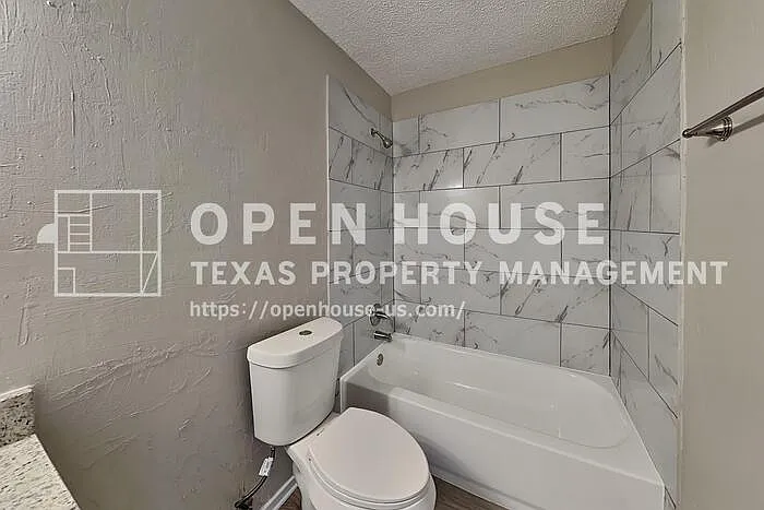 8836 Mystic Trl — Photo 17