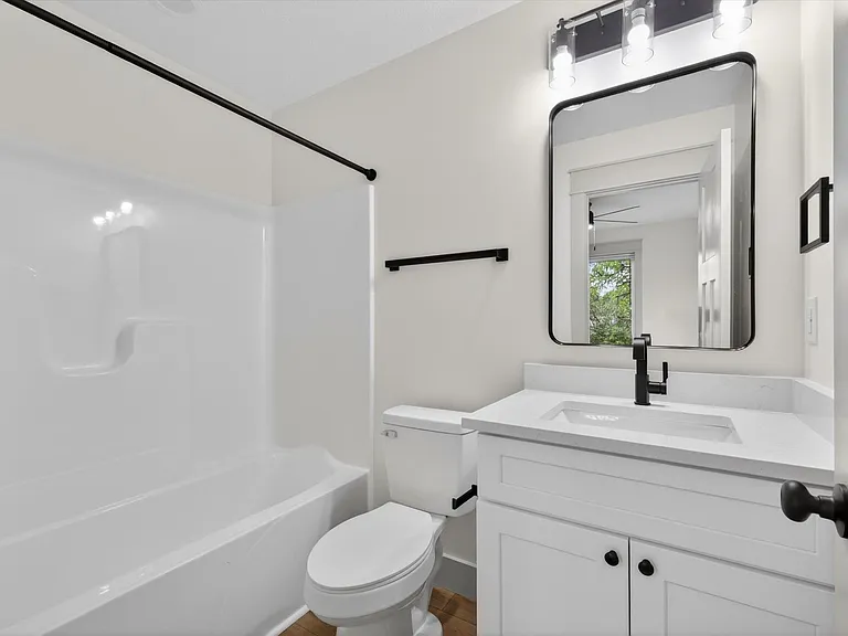 416 N Jefferson St #2 — Photo 9