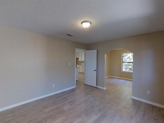 2nd image of 9609 Sunnehanna Blvd