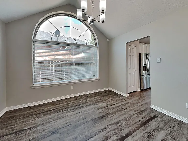 8227 Sports Haven Dr — Photo 7