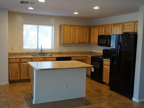 Kitchen with Island