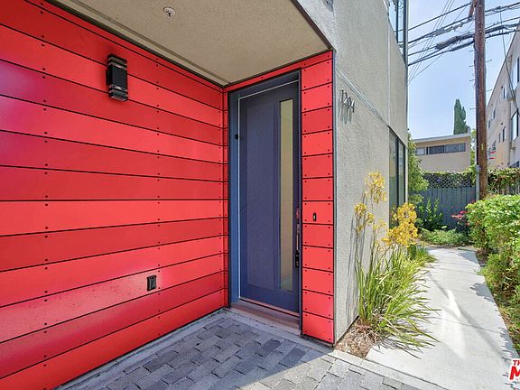 3rd image of 1204 N Orange Grove