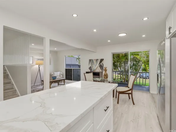 98-1409 Kamahao St APT 158, Pearl City, HI 96782