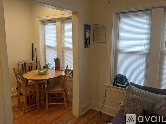 5th image of 6439 N Newgard Ave #3C
