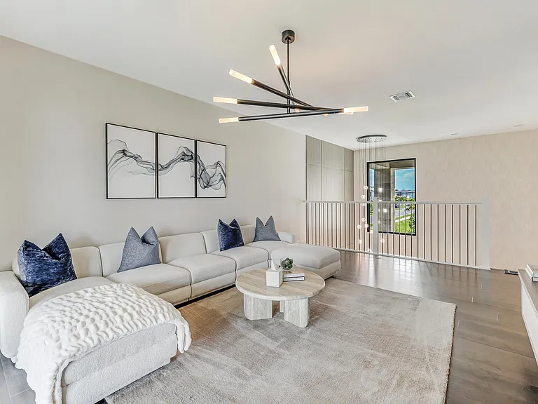 8283 Royal County Down Rd #8283 — Photo 39
