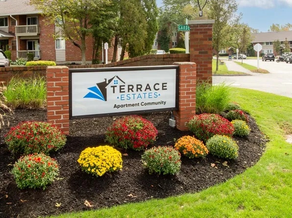 Terrace Estates, 143 Shore Dr #Ebeda369e, Peabody, MA 01960