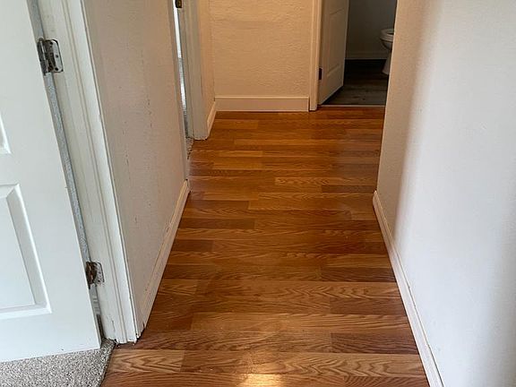 5th image of 646 Whitehurst St