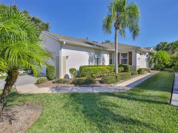 1219 Fairway Greens Dr, Sun City Center, FL 33573