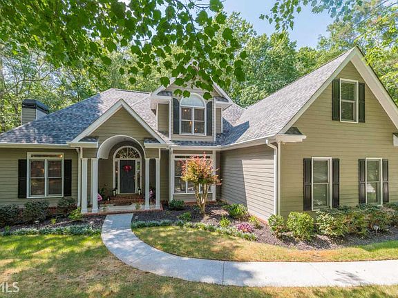 3rd image of 55 Skyview Dr