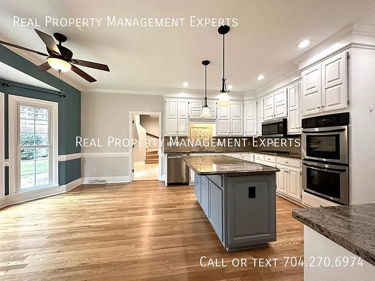 640 Barington Pl — Photo 5