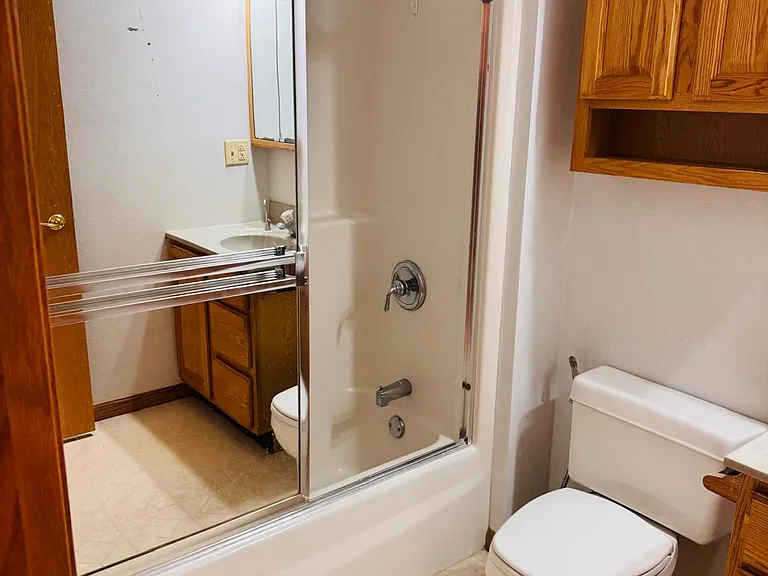 2919 W Rohmann Ave — Photo 10