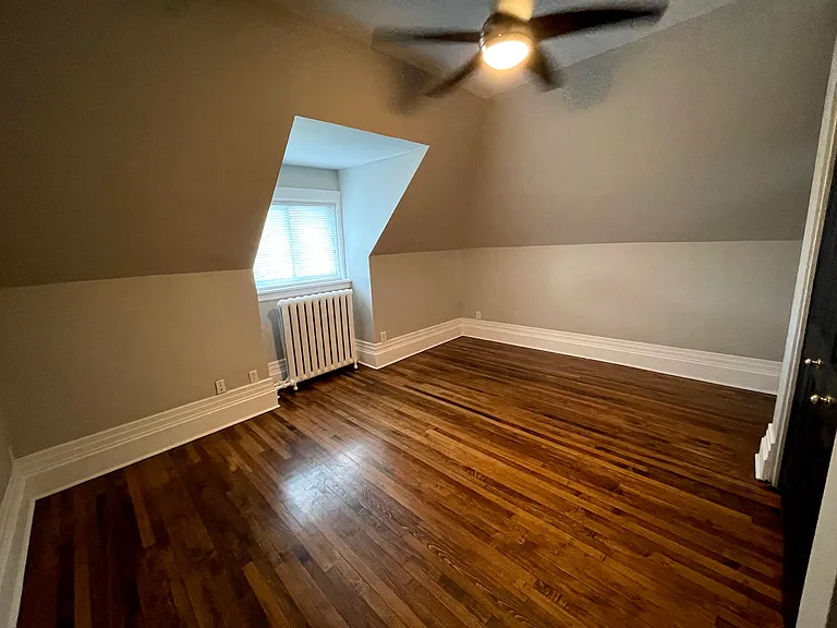 377 Stewart St #6 — Photo 10