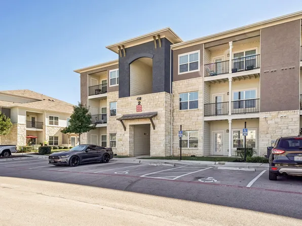 RESIDENCES OF STILLWATER, 1401 NE Inner Loop #1x1-C, Georgetown, TX 78626