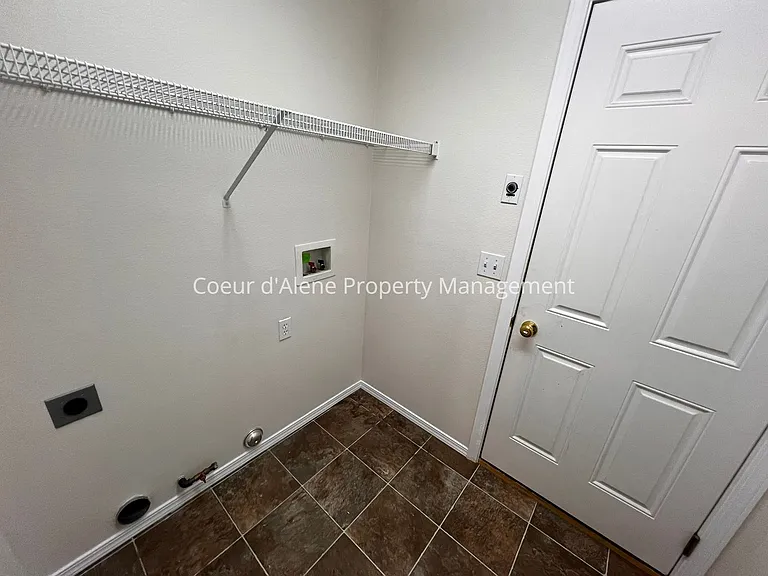11091 N Cutlass St — Photo 17