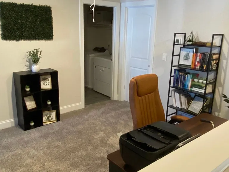 4546 Skywood Ln — Photo 4