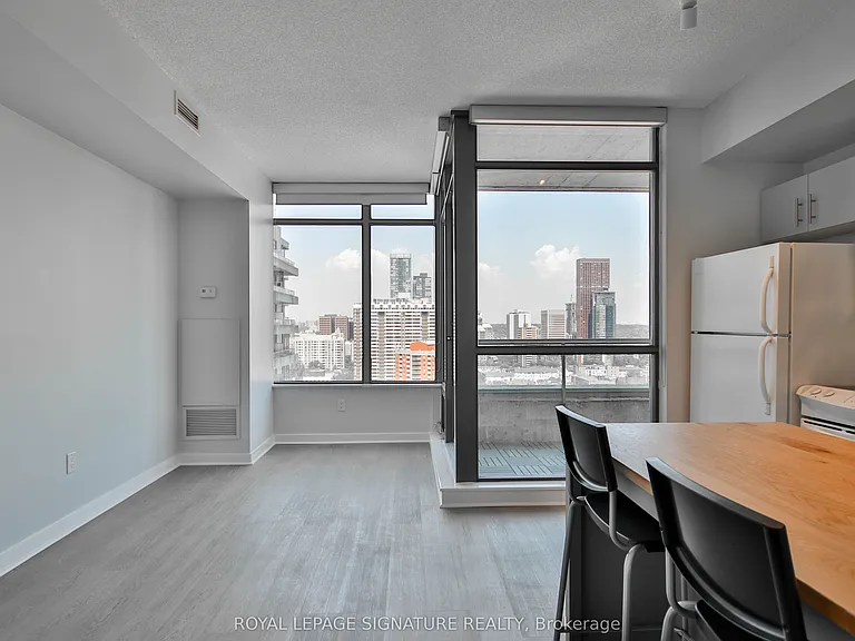 281 Mutual St #2307 — Photo 3
