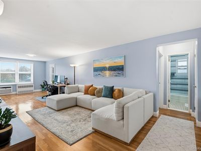 241-20 Northern Boulevard # 5-B, Douglaston, NY, 11362