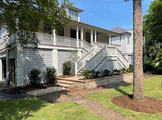 924 Middle St, Sullivans Island, SC 29482