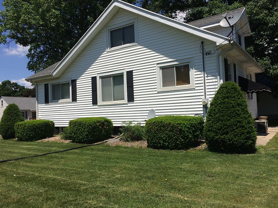 1st image of 499 Irwin St
