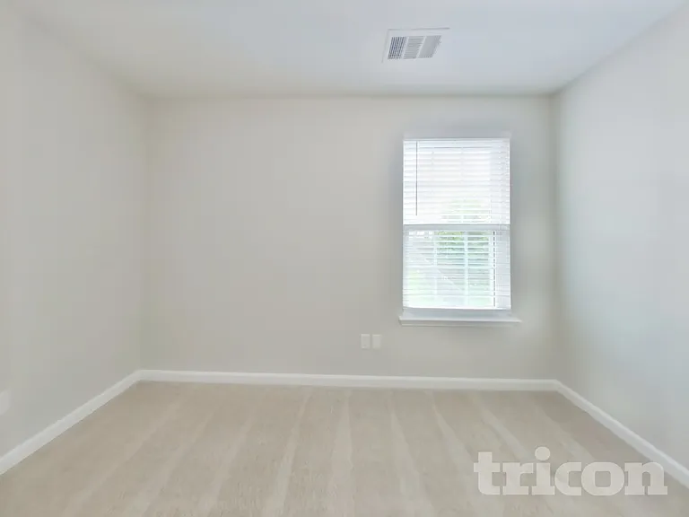 2902 Cherry Point Ln — Photo 10
