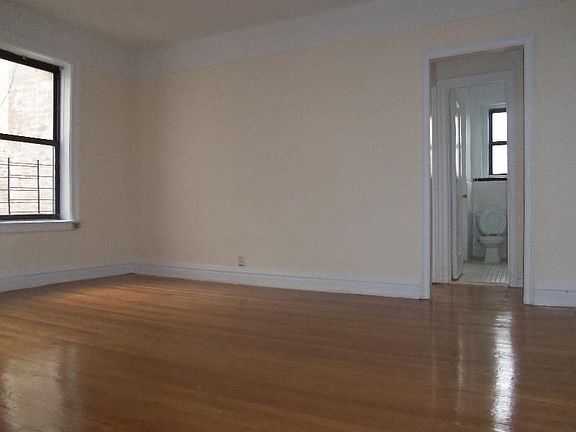 2nd image of 3343 Sedgwick Ave APT 4G