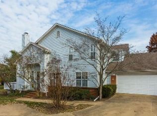 1052 Griffin Gate Dr, Lexington, KY 40511