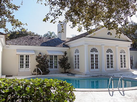 2nd image of 321 Llwyds Ln
