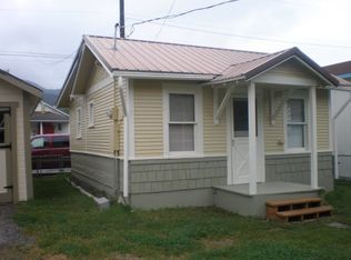 127 1/2 W Mullan Ave, Kellogg, ID 83837