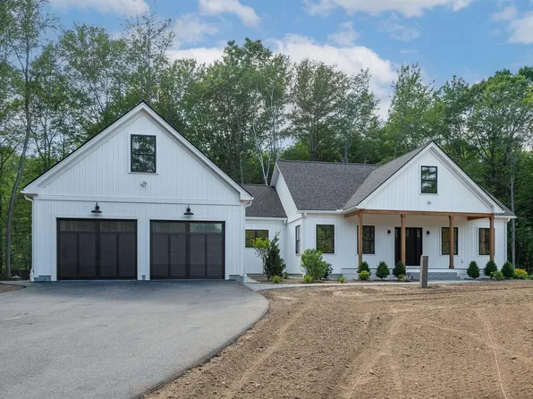 59 Stratham Lane, Greenland, NH 03840